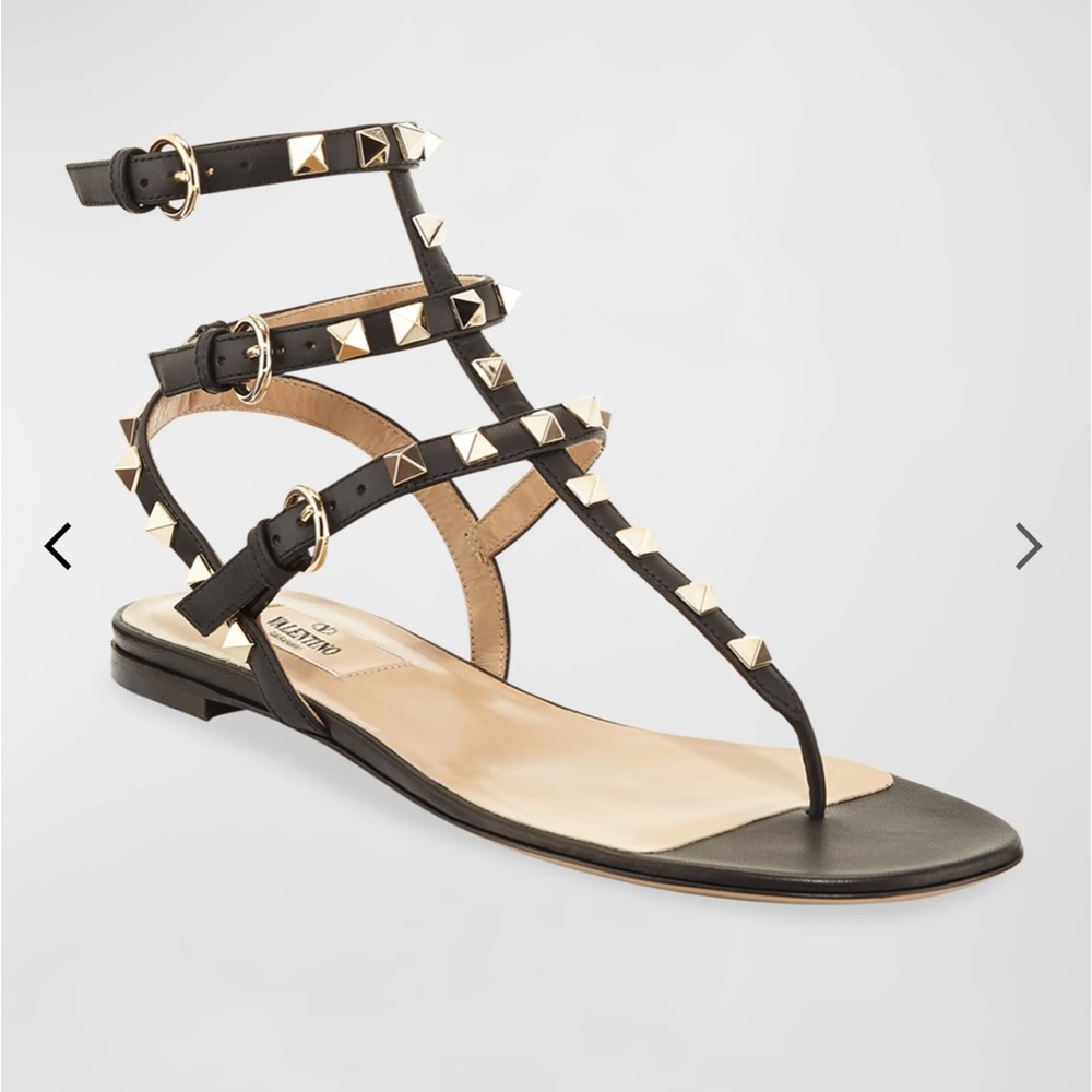 Valentino Garavani Rockstud leather sandals in black